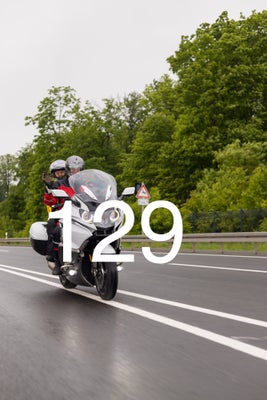 d7a3ec25-0e94-4ded-80c5-15e5ad92a035-2-standard.jpg