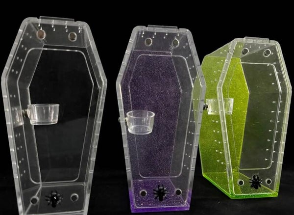 3.11”x5.87” small coffin enclosure with feeder dish