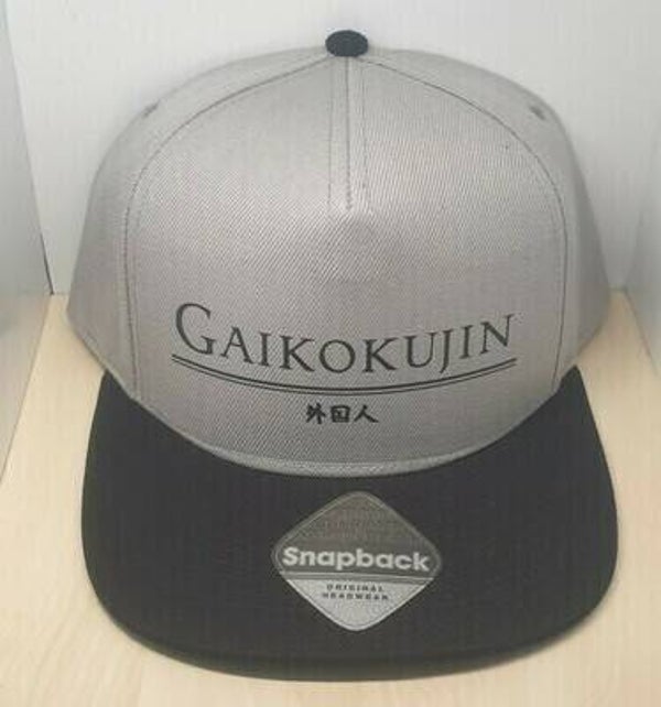 Gaikokujin Snapback Rapper Cap