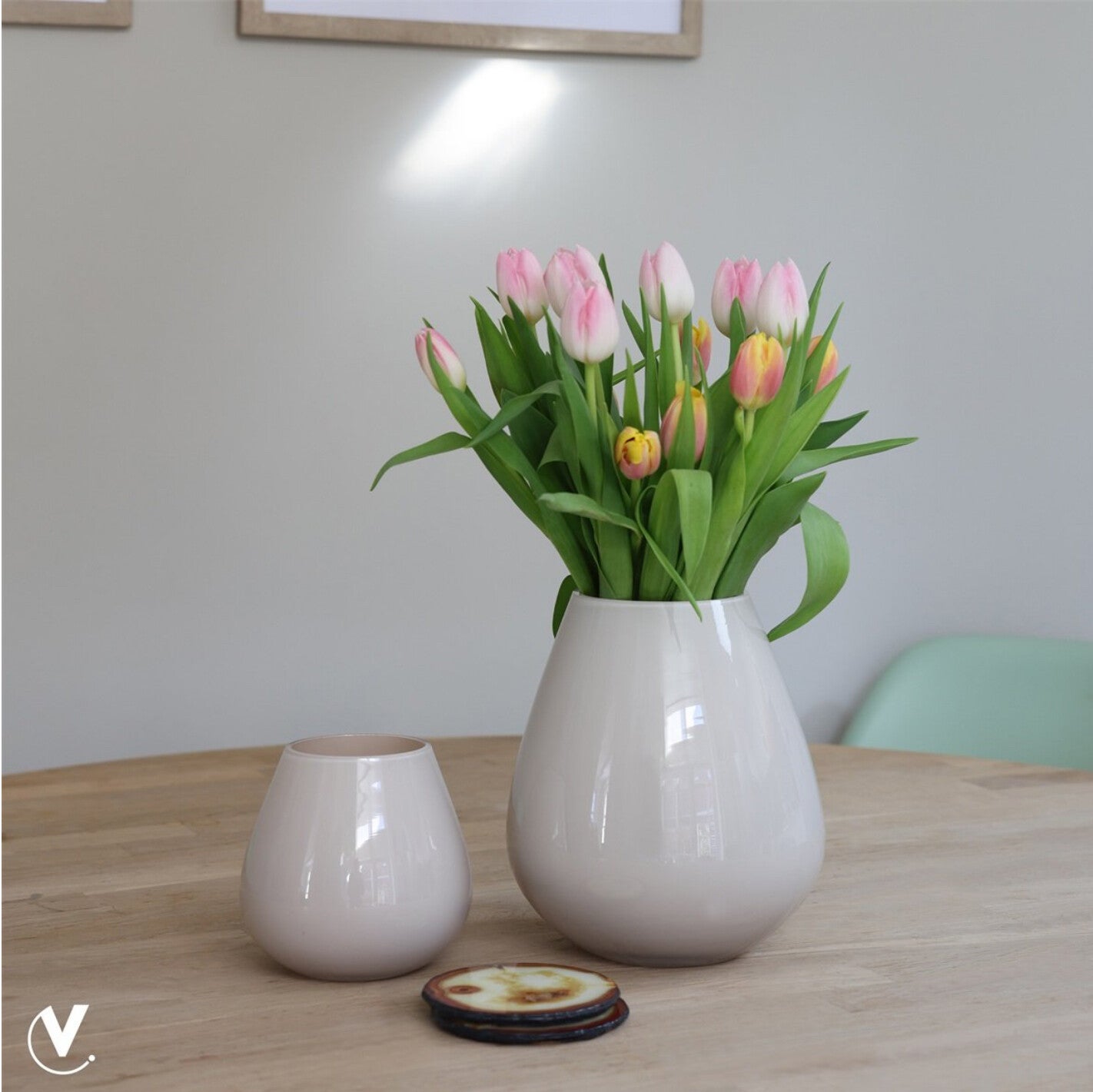 Vase the World - Vaas Tasman S ivory Ø18 x H20 cm