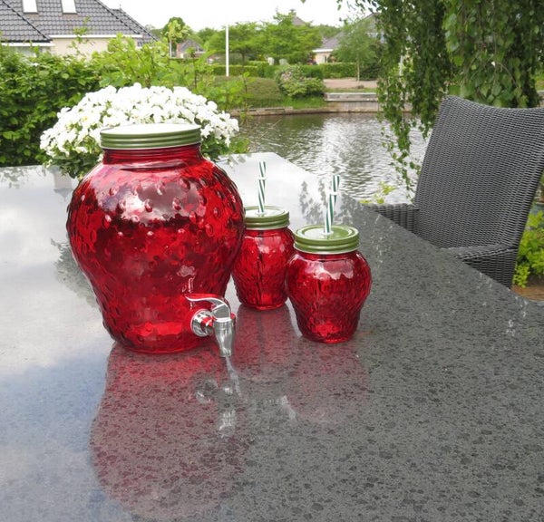 Limonadetap met twee drinkbekers ( aardbei motief )
