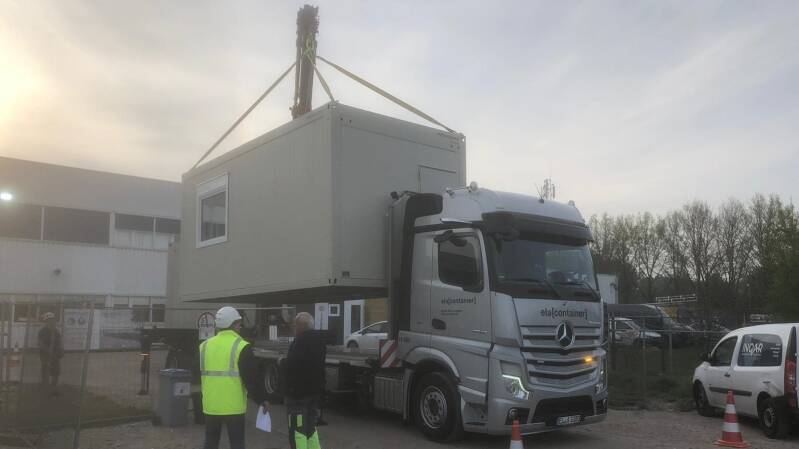 ela[container]mercedes