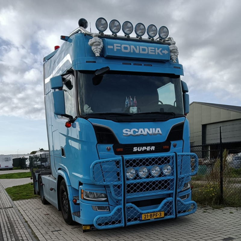 scania super, fondek