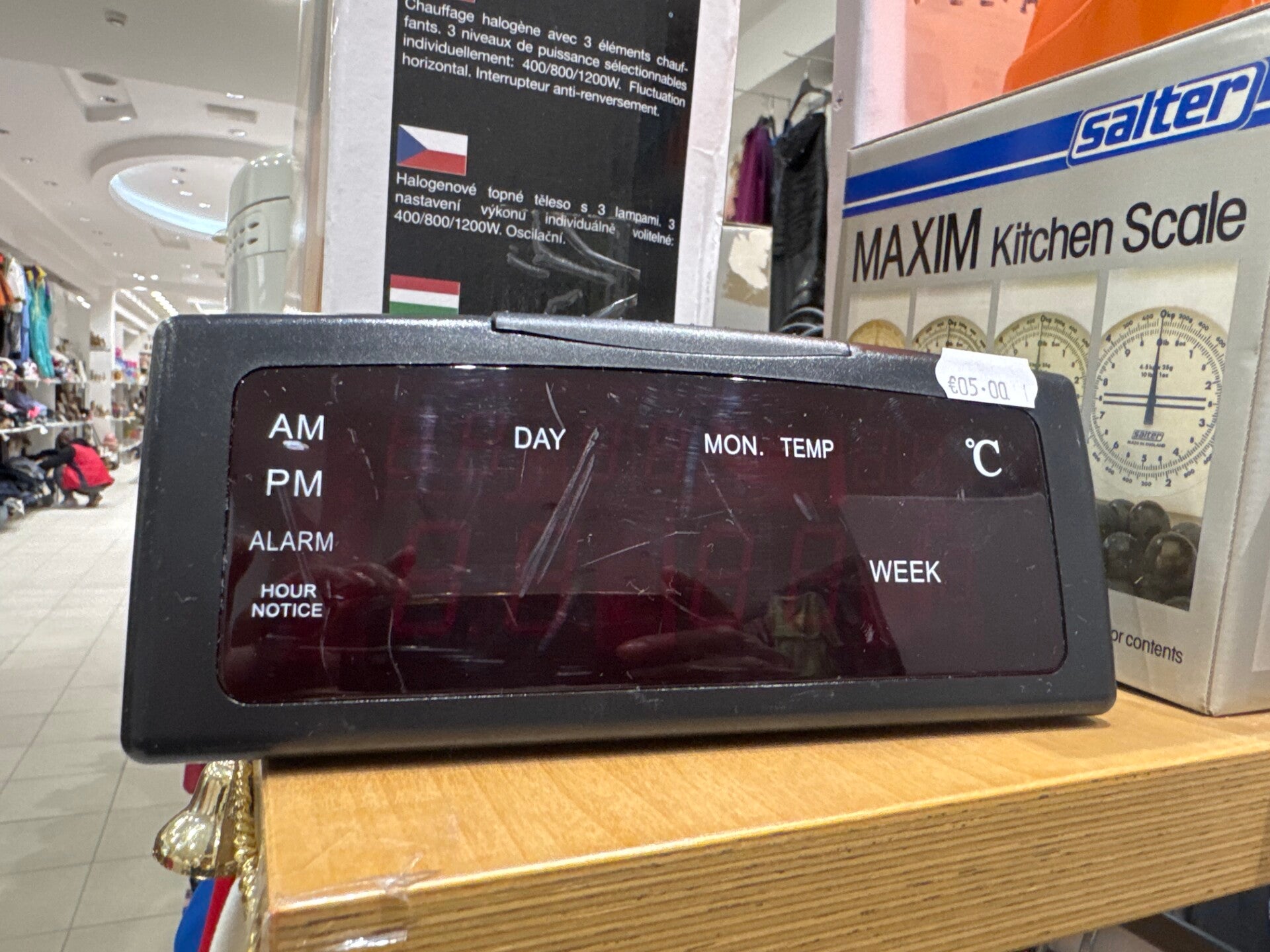 Digital Alarm Clock - Electric