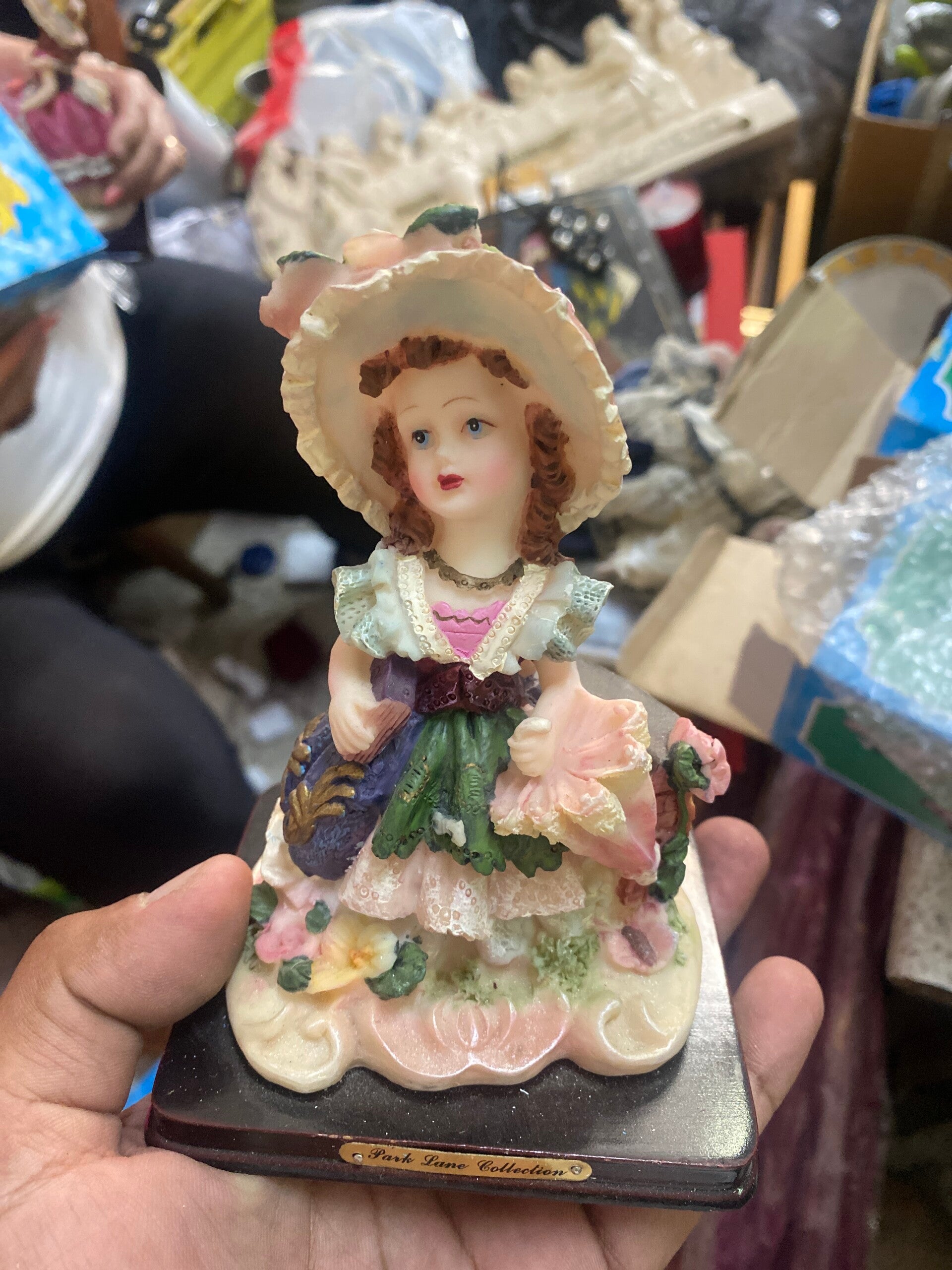 Park Lane Collection - Figurines