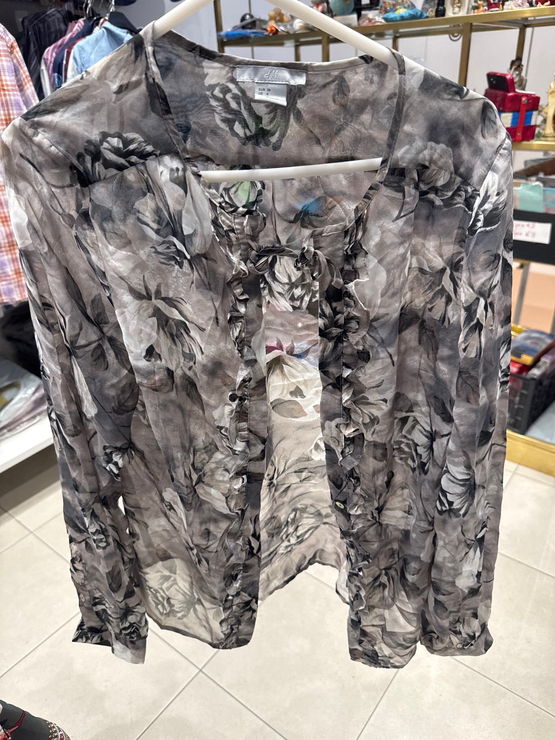 Women Summer Shirt - Size 36