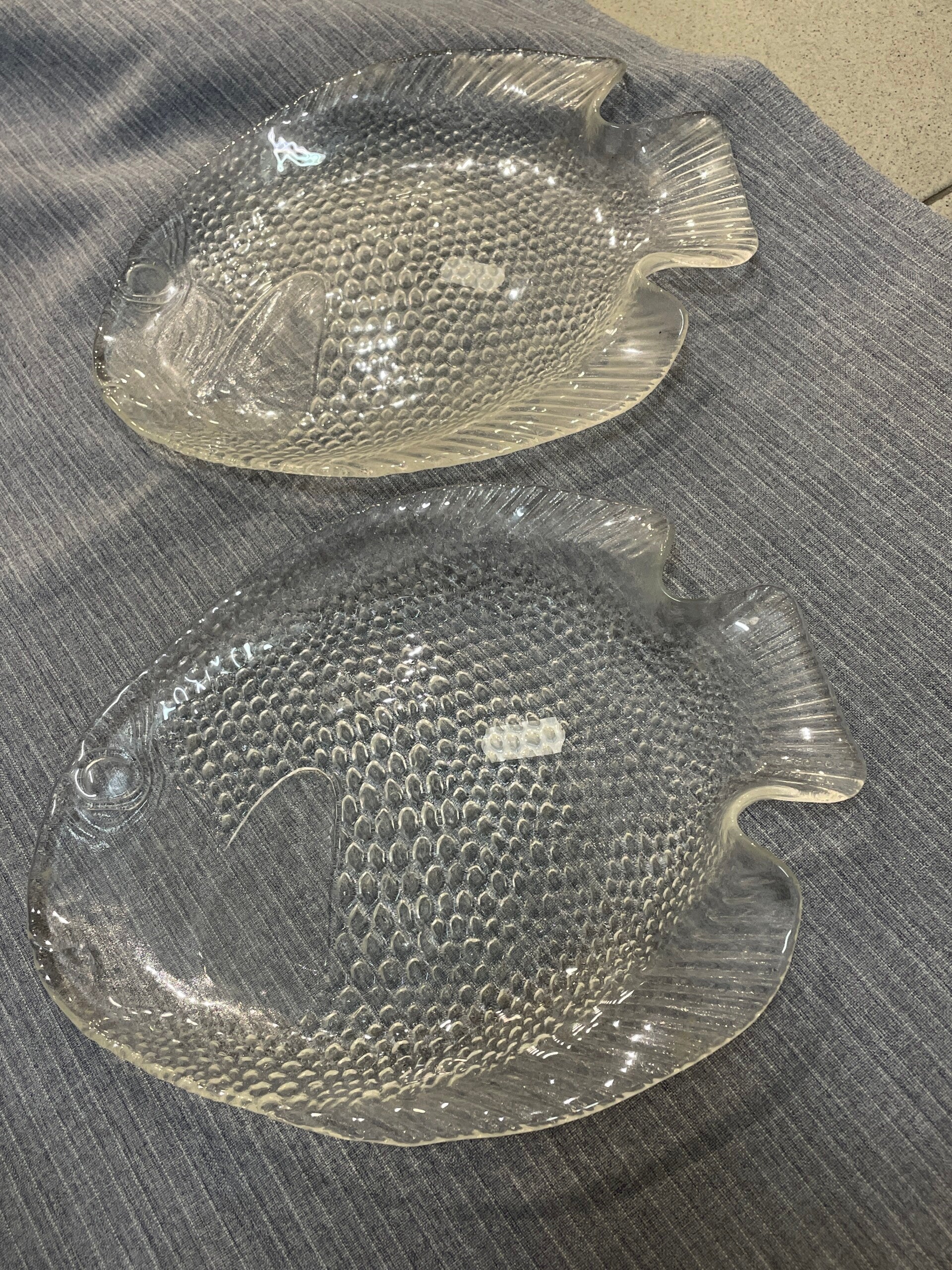 Fish-Shaped Serving Glass Plates - Supplies