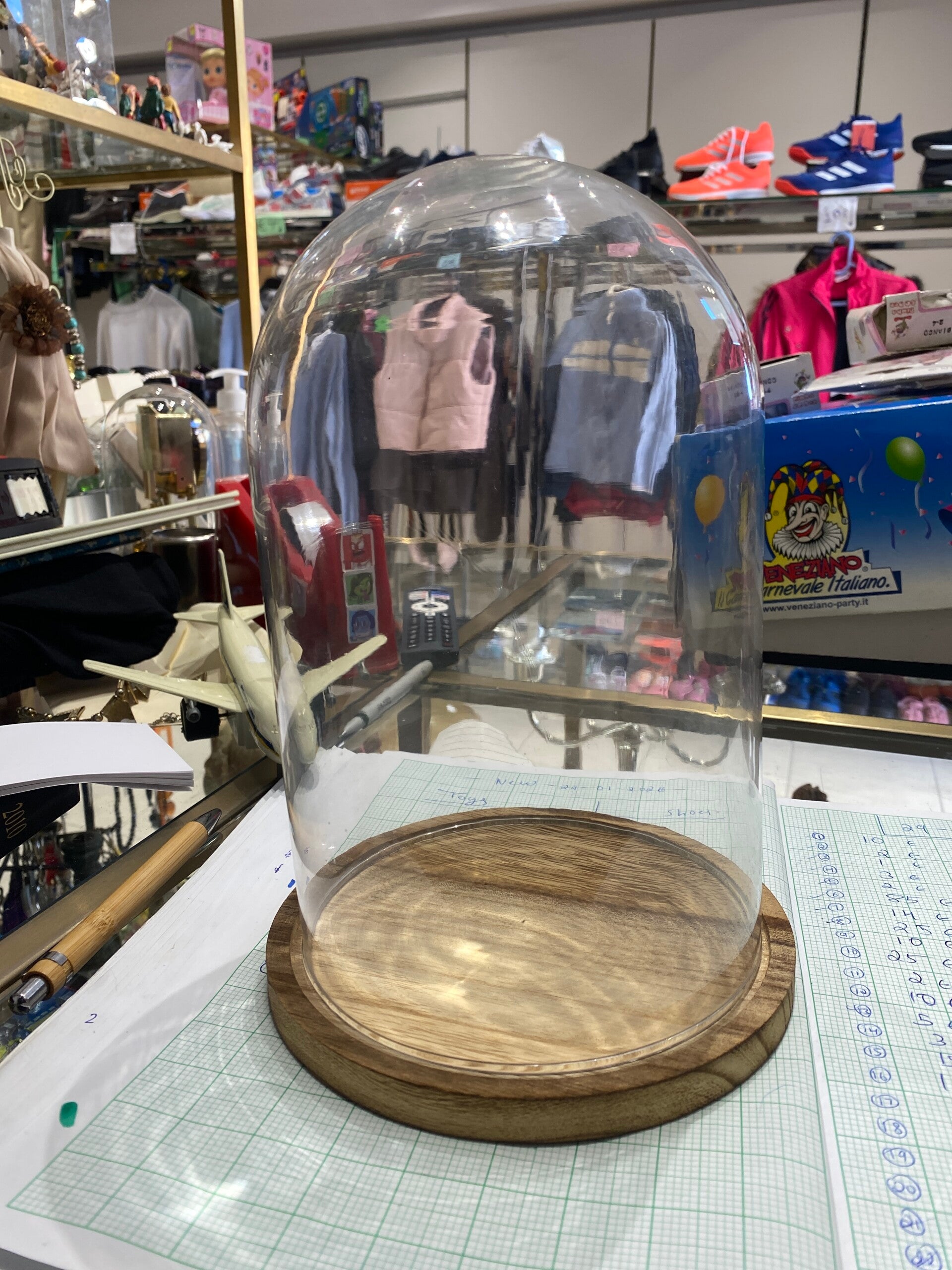 Fine Glass Dome & Wooden Pedestal 24 x 15cm - Collectibles