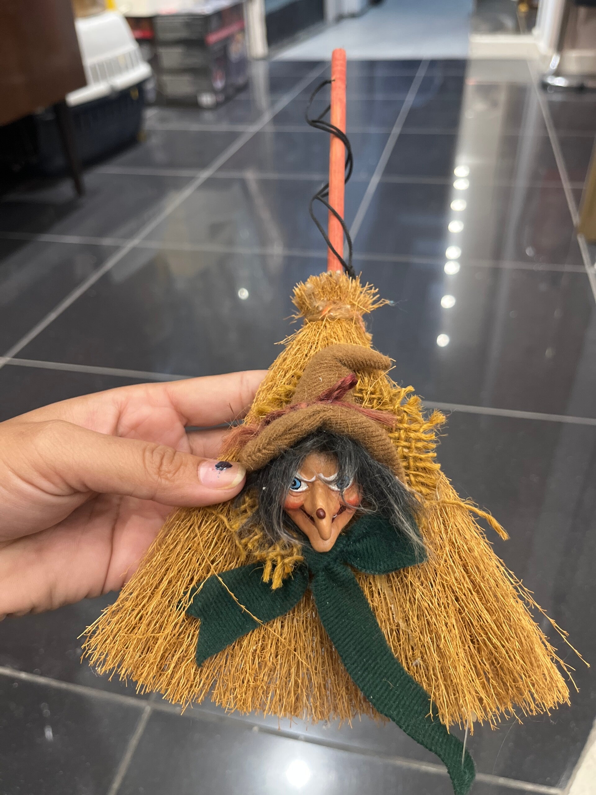 La Befana Broom - Halloween