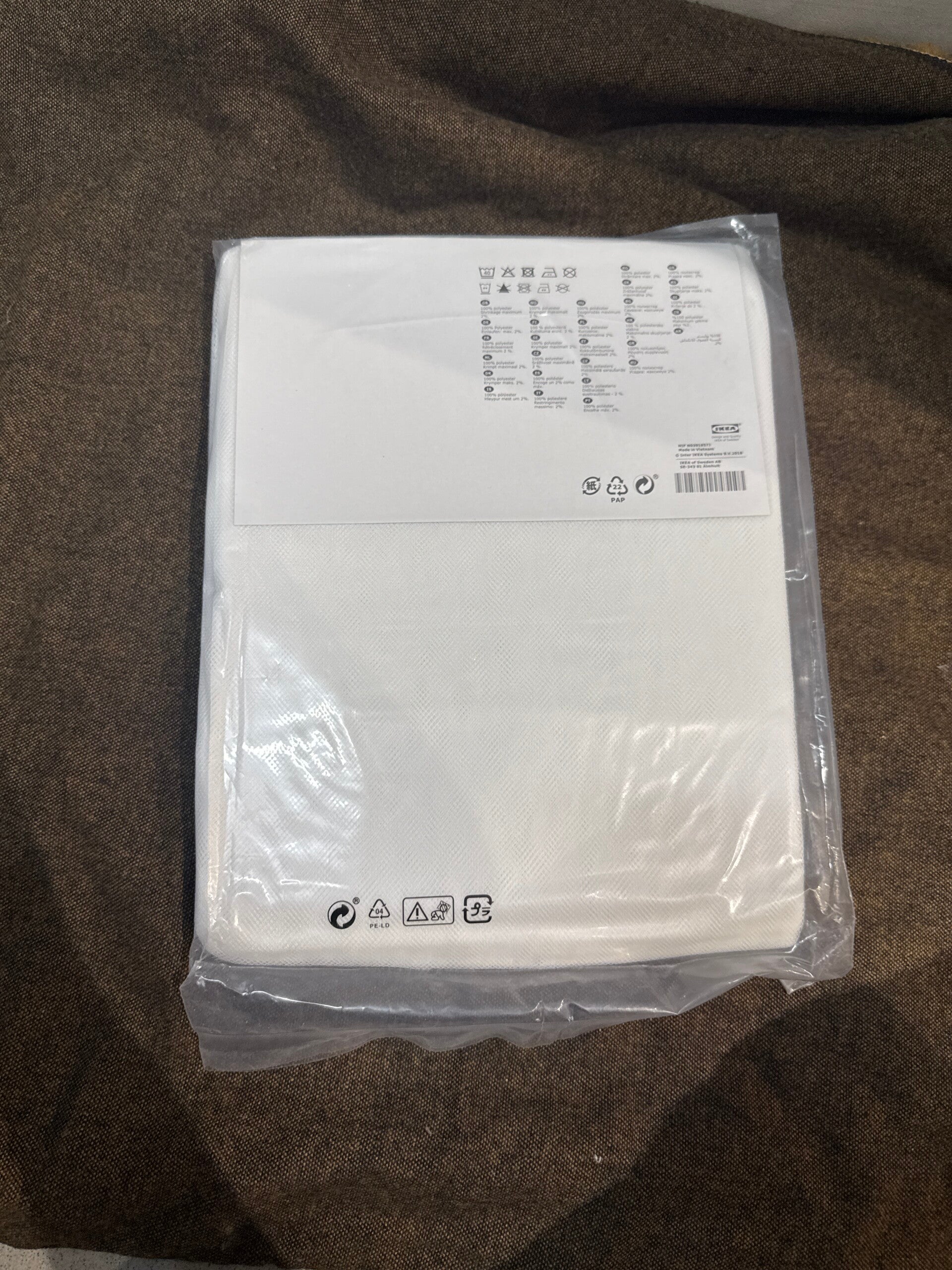 280 x 300cm White Curtain - New - Supplies