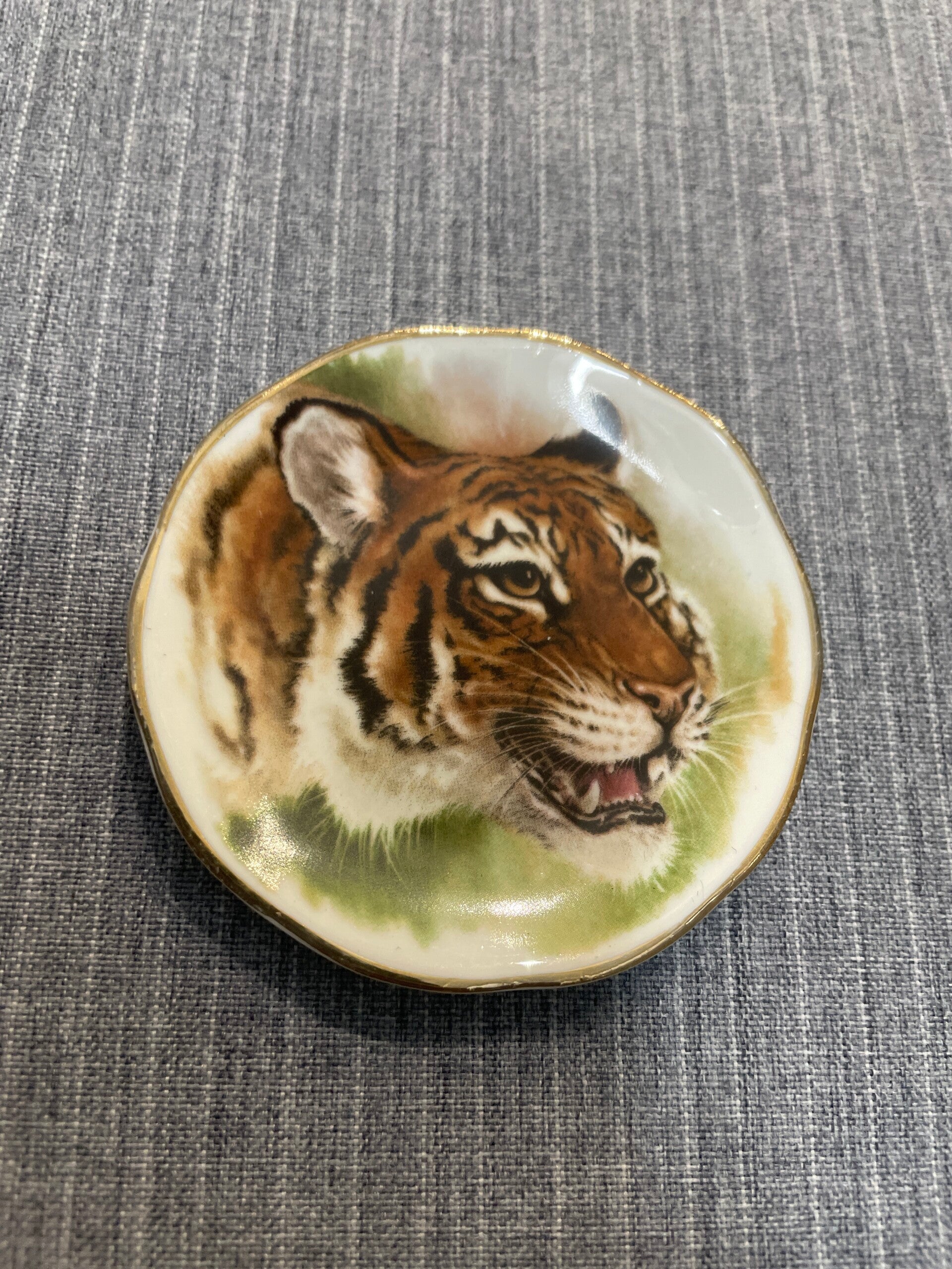 Fine Bone China Plate - Decor