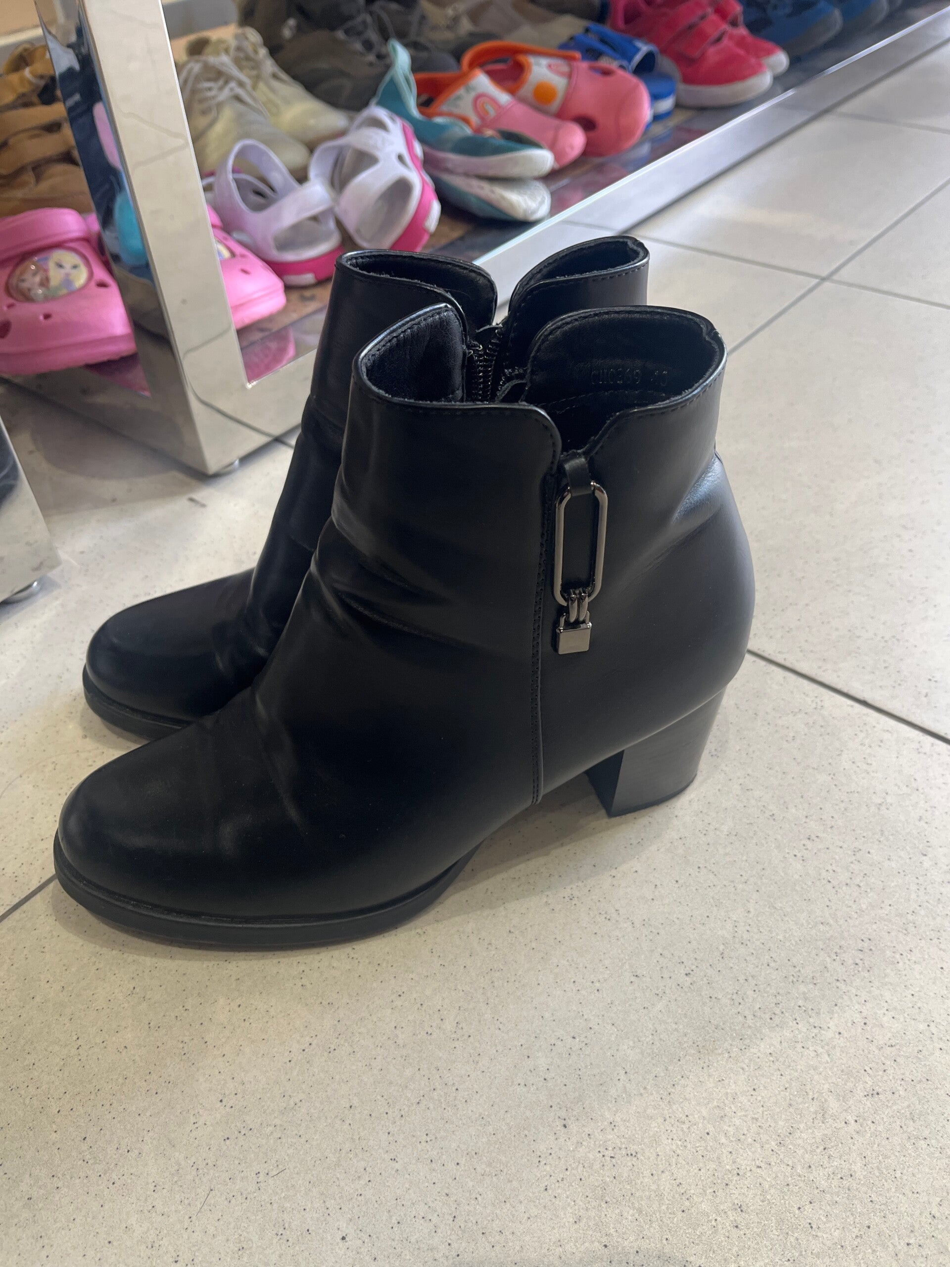 Women Boots - Size 40