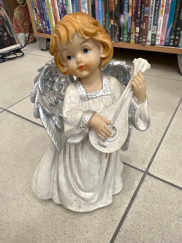 Angel Figurine-Religious***