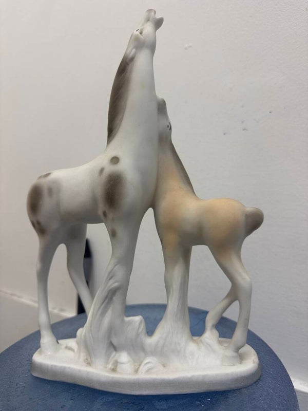 Ceramic figurine
