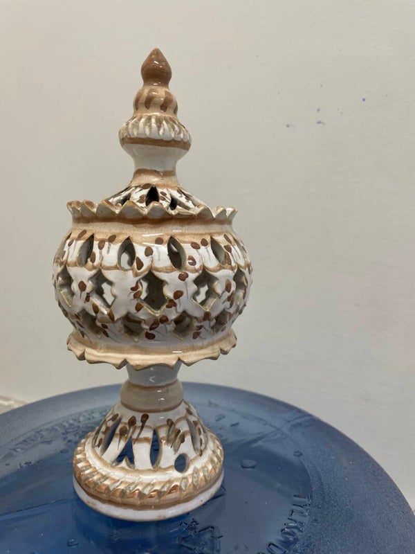 Ceramic Candle Holder With Lid - Candles