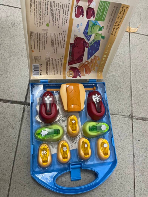 Craft paper punch set- Stationary ***