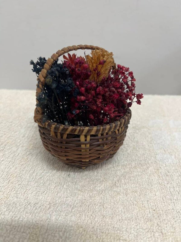 Miniature Wicker Basket With Dried Flowers - Decor**