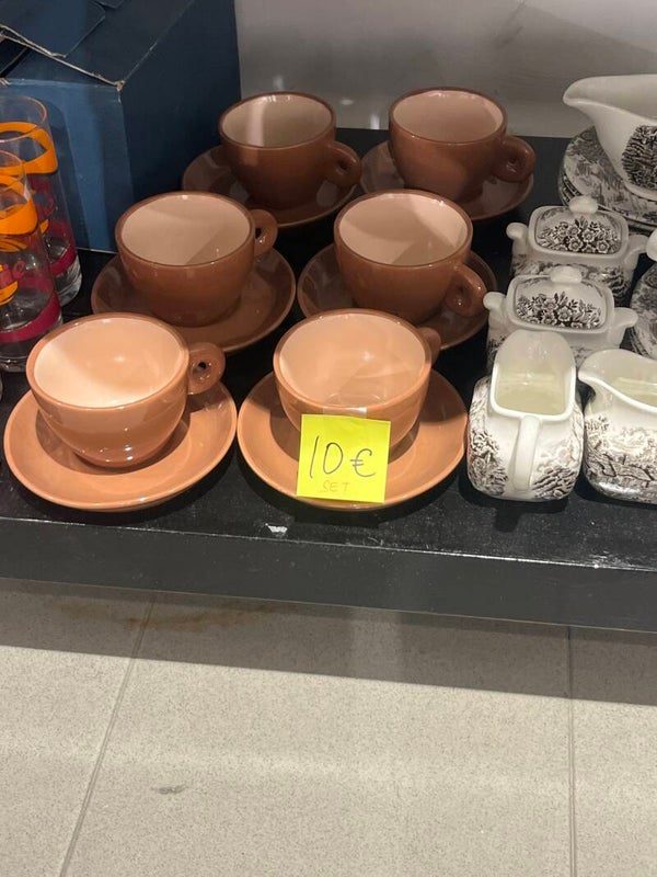 Brown ceramic teacups and saucers - Supplies*
