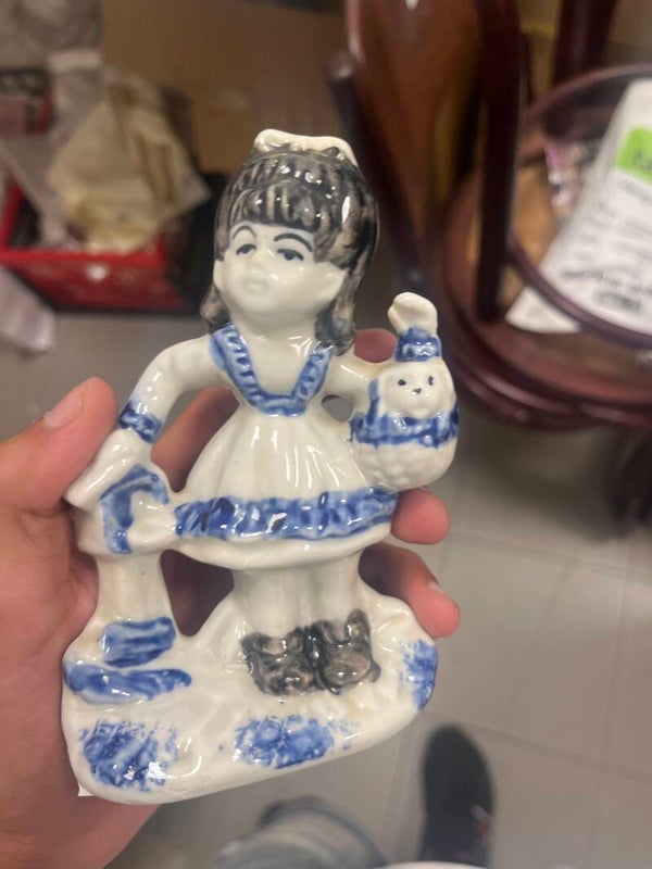 Girl and Puppy porcelain figurine - Figurine*