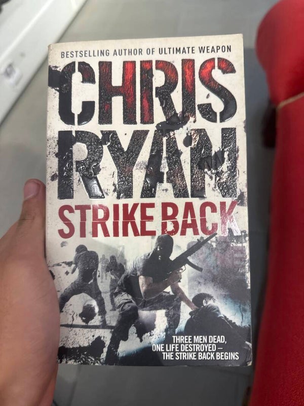 Chris Ryan Strike Back - books*