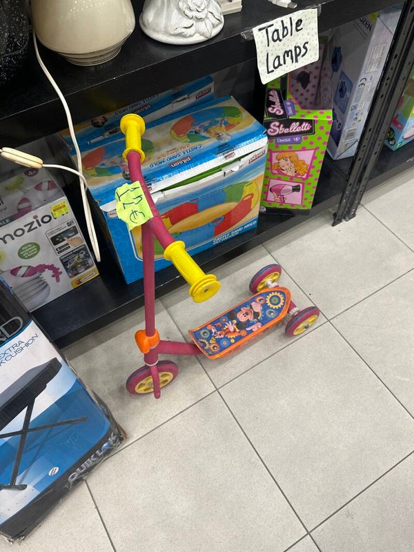 Mickey Mouse Scooter - toys*