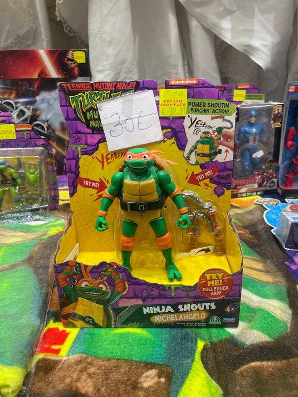 Teenage Mutant Ninga Turtles Michelangelo action figure - toys***