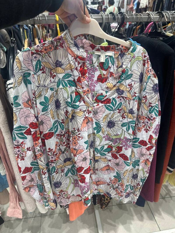 Women Top -Size 40***