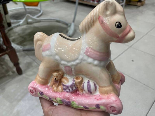 Ceramic Horse Money Bank-Decor***