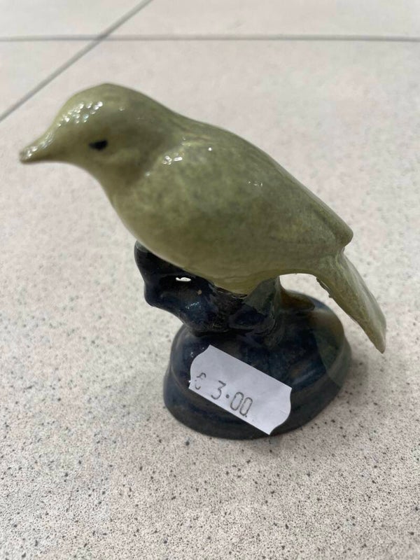 Bird figurine-decor***