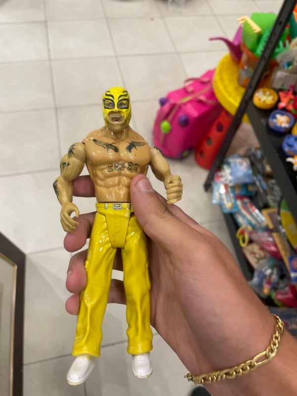 6-inch Rey Mysterio action figure - toys*