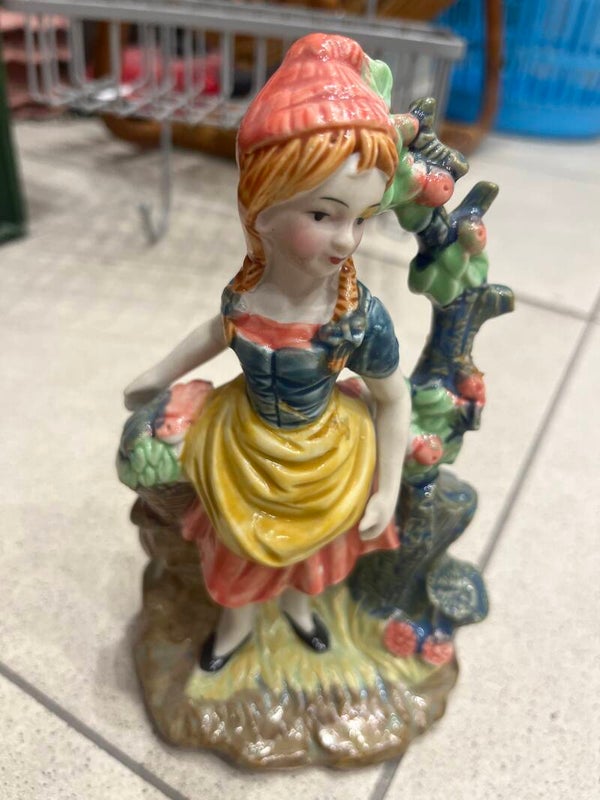 Vintage Lady - Figurines