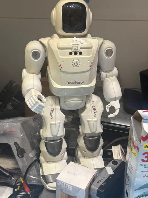 Remote control robot - electric*