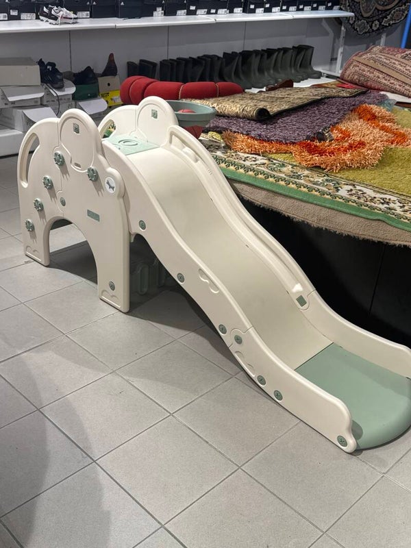 Slide with basket ball - toys*