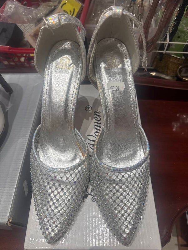 Women Heels-Size-40***