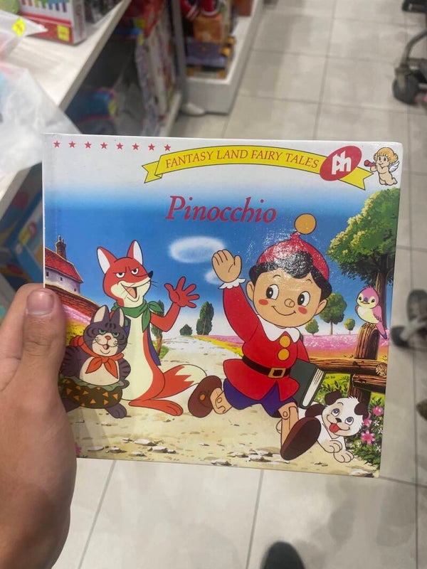 Pinochio - books*