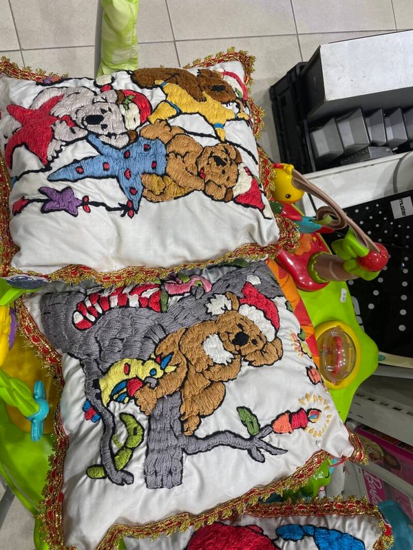 Cushions -Decor 4€ Each ***