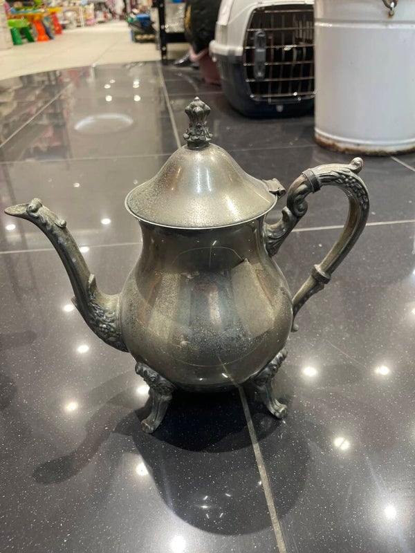 Vintage silver plated teapot- Supplies ***
