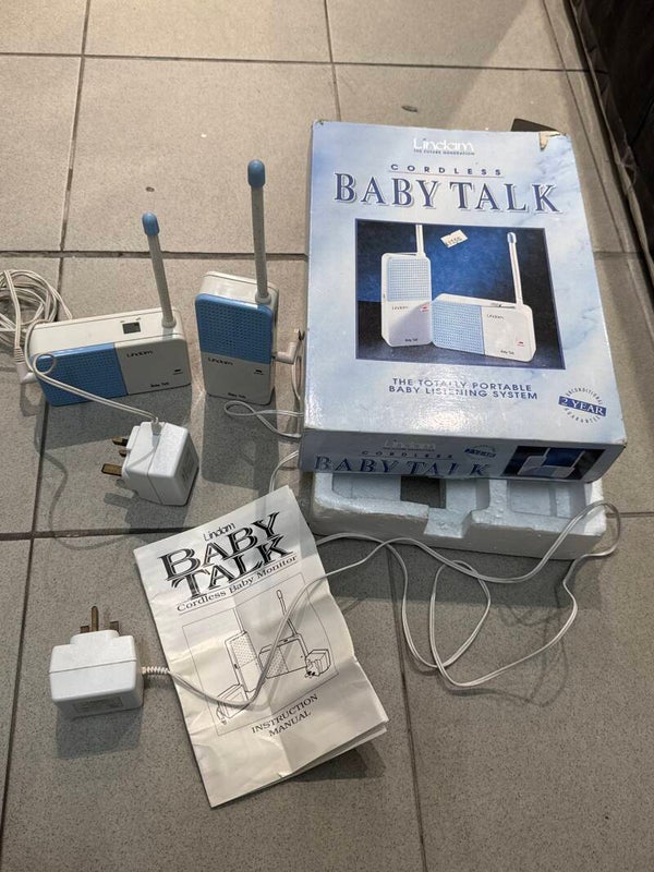 Baby talk monitor- Babies ***