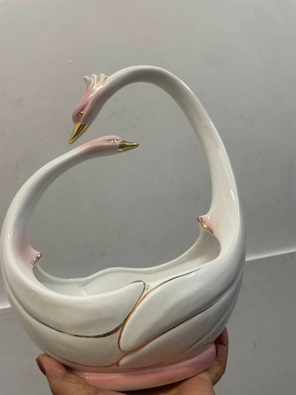 White & Gold Lining Porcelain Swan - Centrepiece - Decor