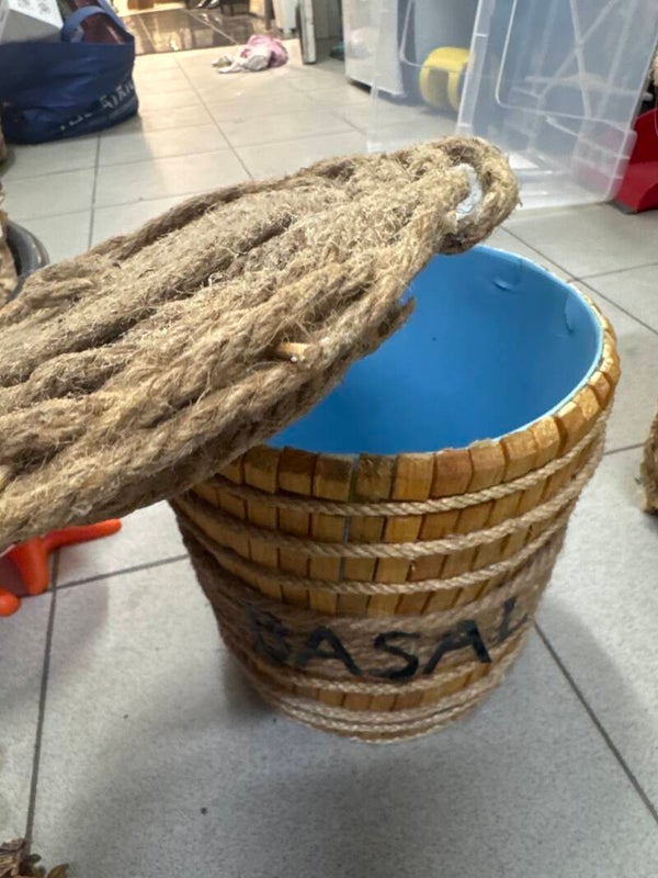 Basal bamboo basket- Supplies ***