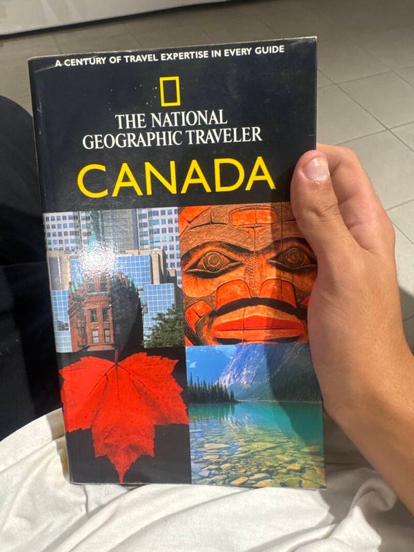 The National Geographic Traveller Canada - Books*