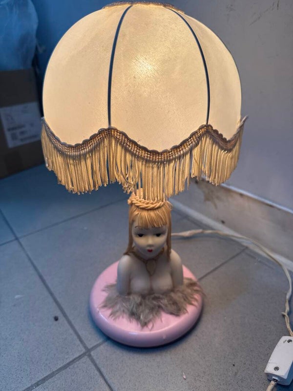 Table Lamb-Decor***
