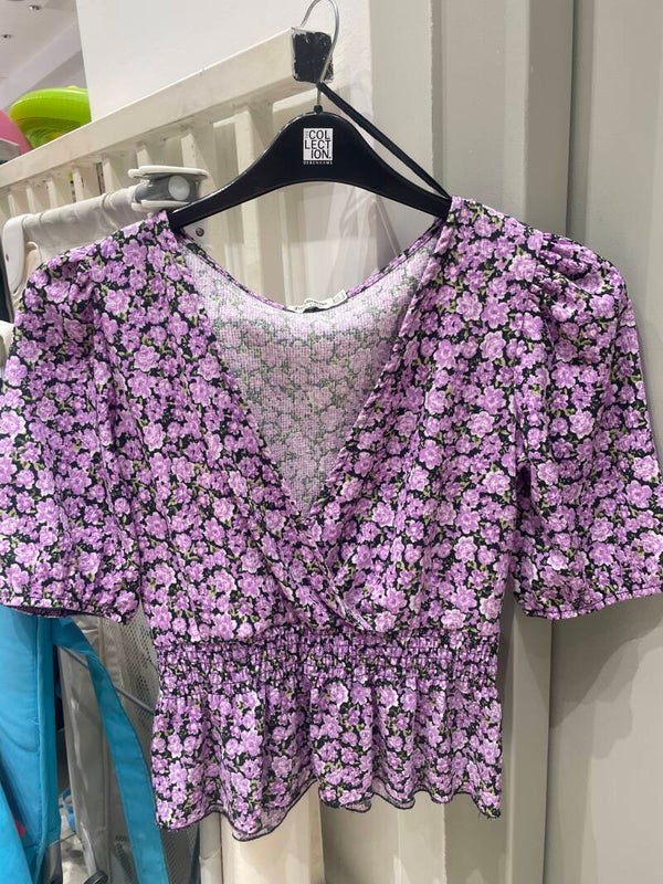 Women’s Top - Size:- M