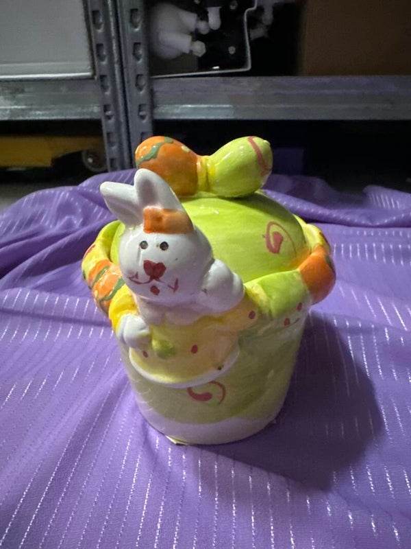 Ceramic Easter Bunny Candy Dish- Decor ***