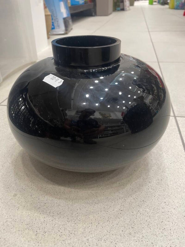 Modern black glass vase- Decor ***