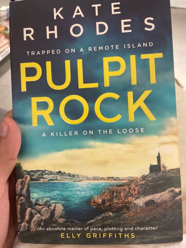 Pulpit Rock - Books*
