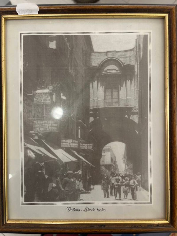 Valletta Frame - Frames