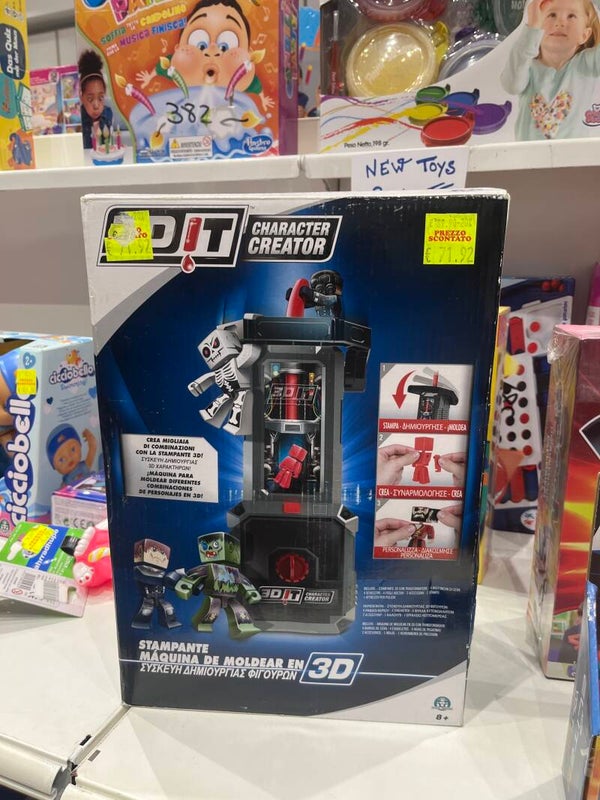 3D IT Character Creator Molding Machine - Toys