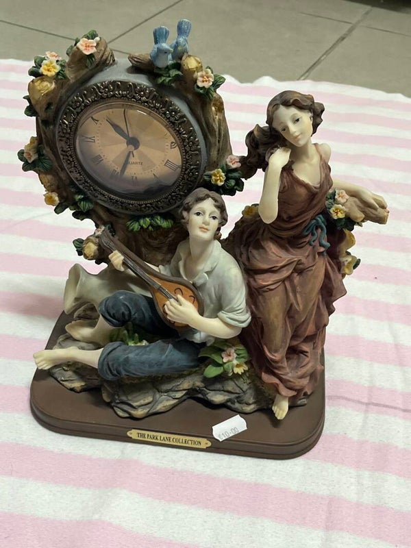 The park lane collection- Figurines ***