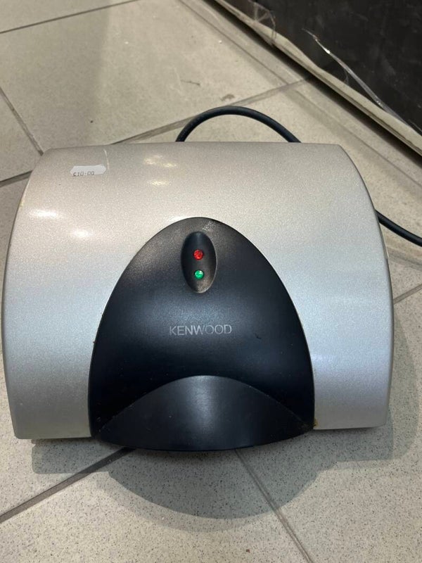 Sandwich Maker- Electric ***